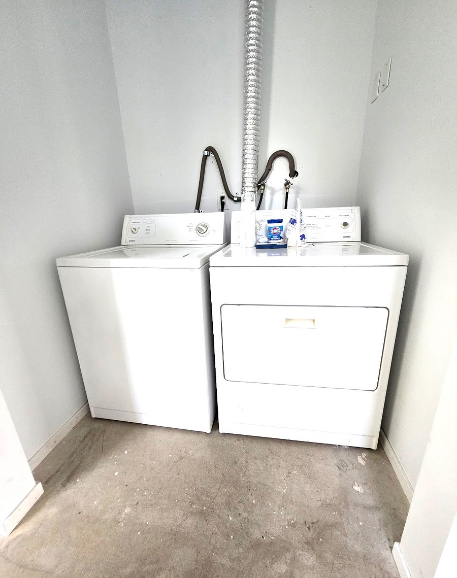 Furnished Finder property 469553_1 photo 3