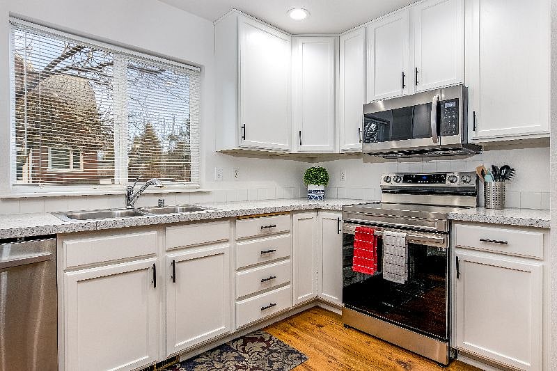 Furnished Finder property 469576_1 photo 8