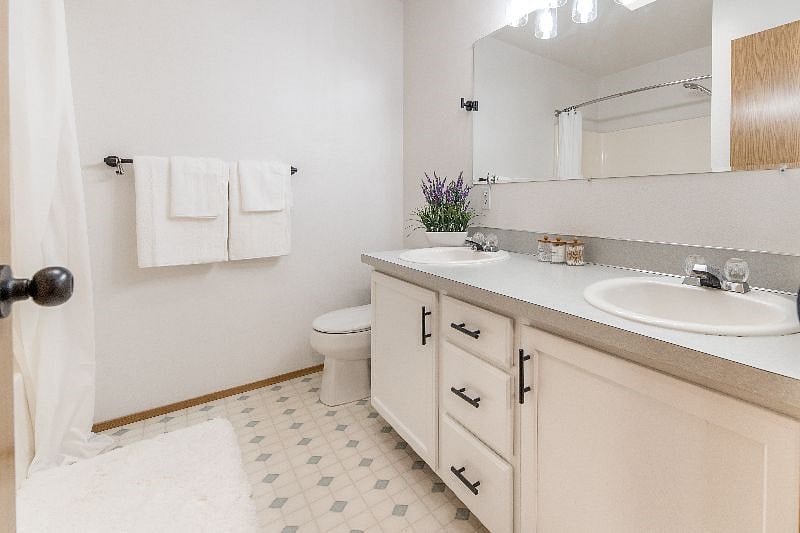 Furnished Finder property 469576_1 photo 17