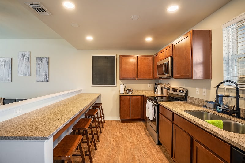 Furnished Finder property 469755_1 photo 12