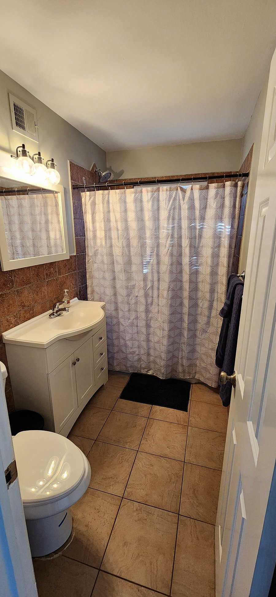 Furnished Finder property 469805_1 photo 8