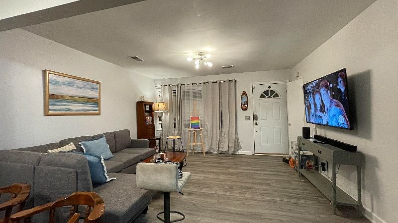 Furnished Finder property 469884_1 photo 7