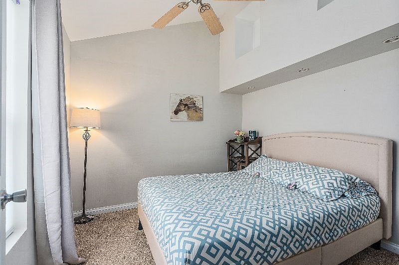 Secondary Queen Bedroom (#2)