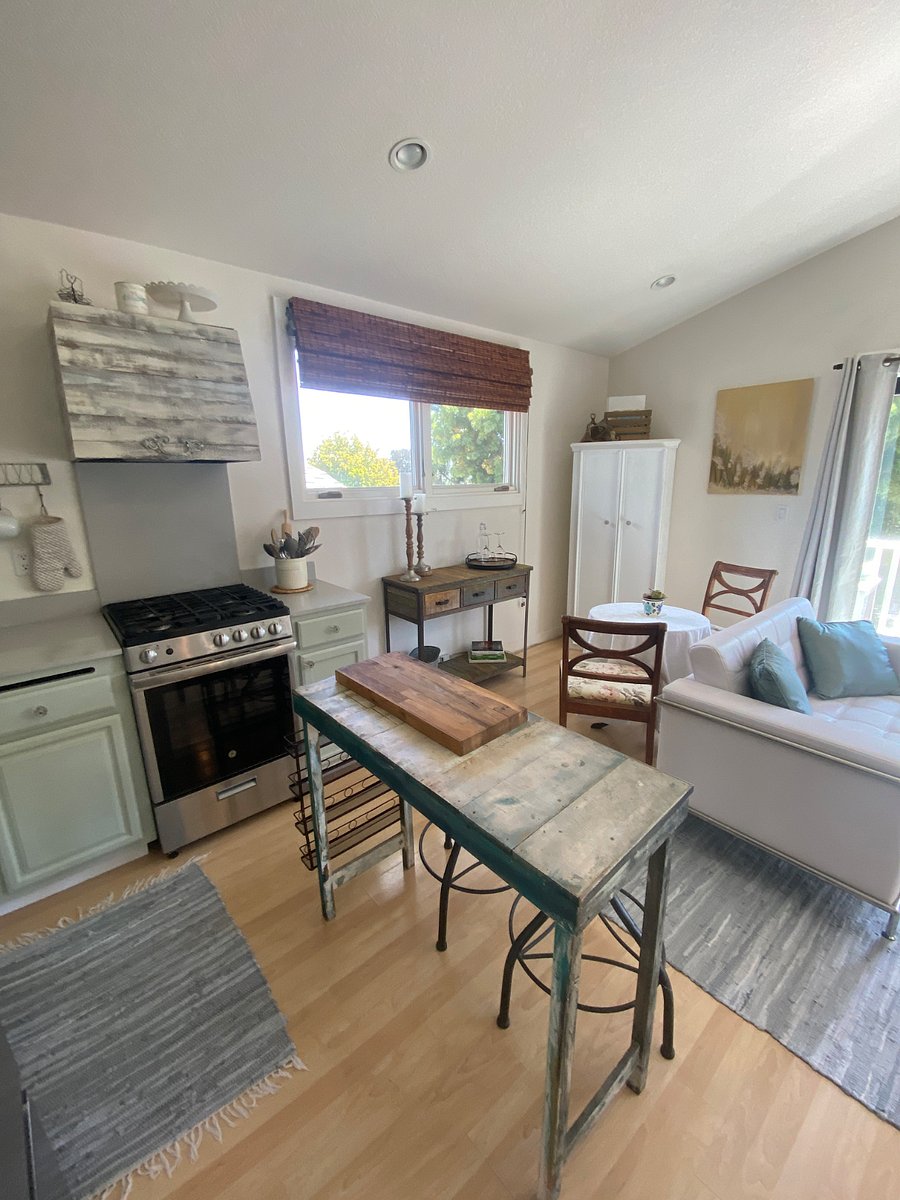 Furnished Finder property 469936_1 photo 11