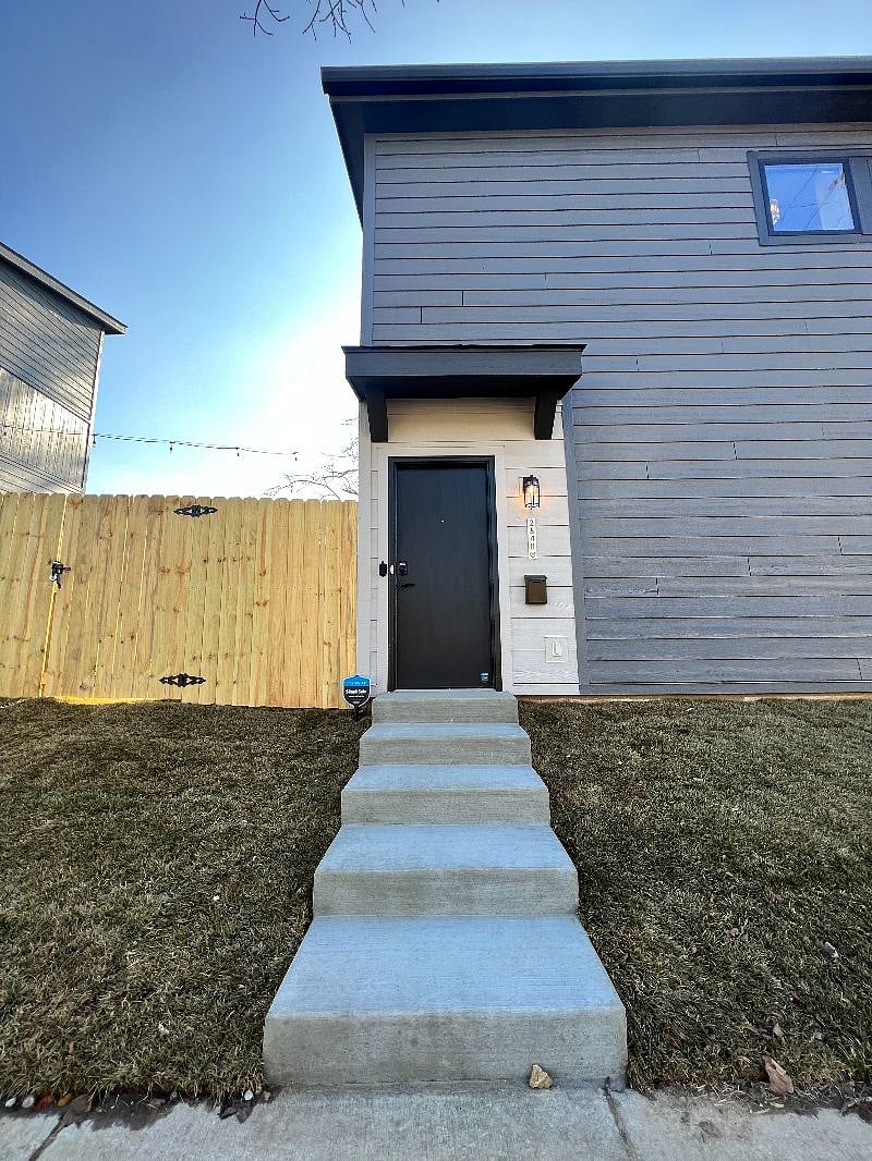 Furnished Finder property 470037_1 photo 17