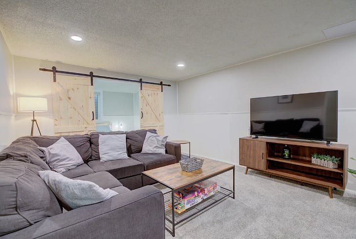 Furnished Finder property 470062_1 photo 1