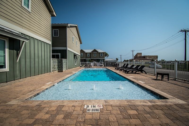 Furnished Finder property 470097_1 photo 25