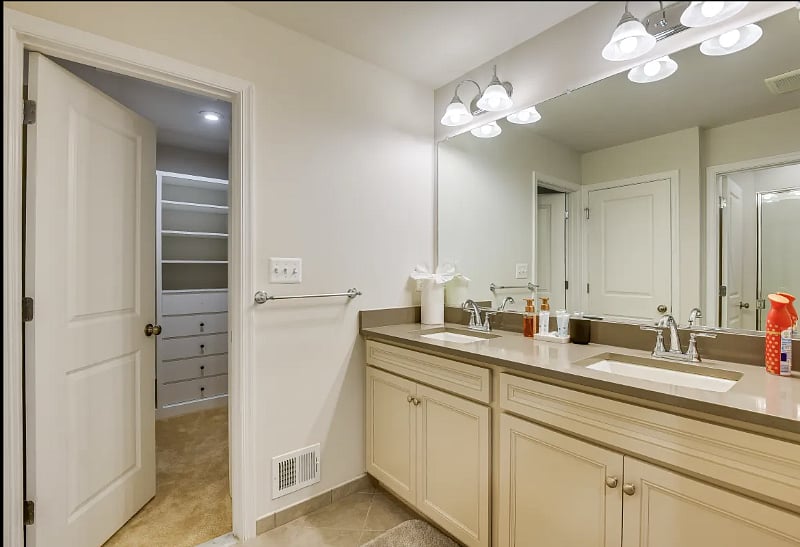 Furnished Finder property 470124_1 photo 16