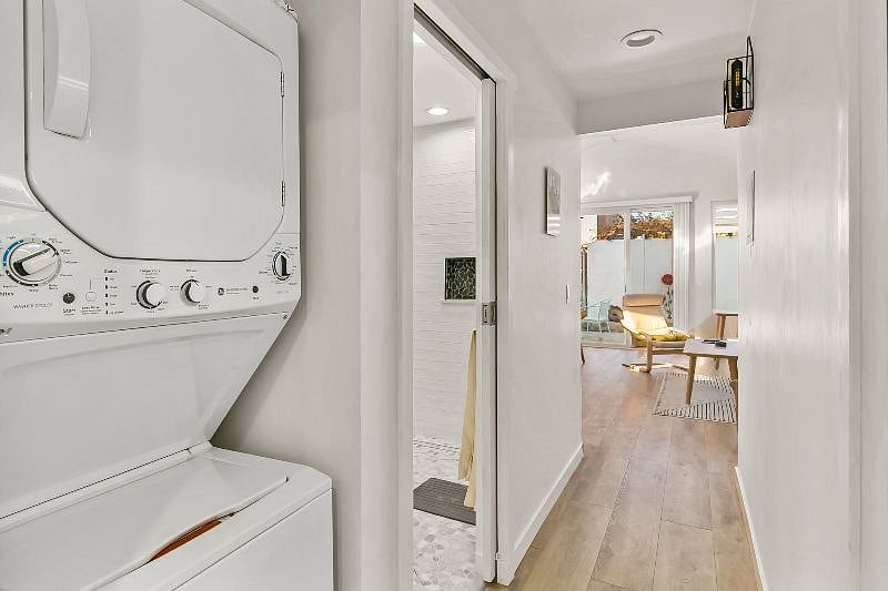 Furnished Finder property 470172_1 photo 22