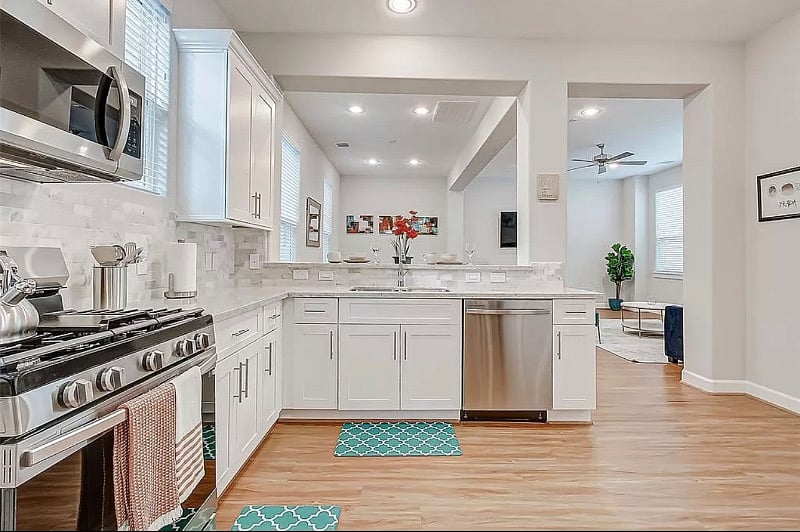 Furnished Finder property 470179_1 photo 6