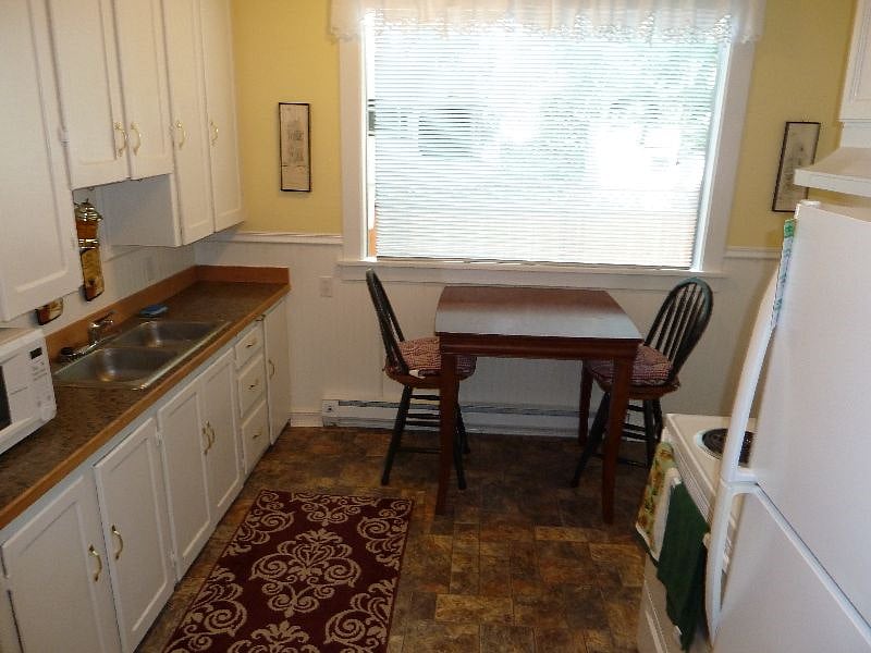 Furnished Finder property 470200_1 photo 4