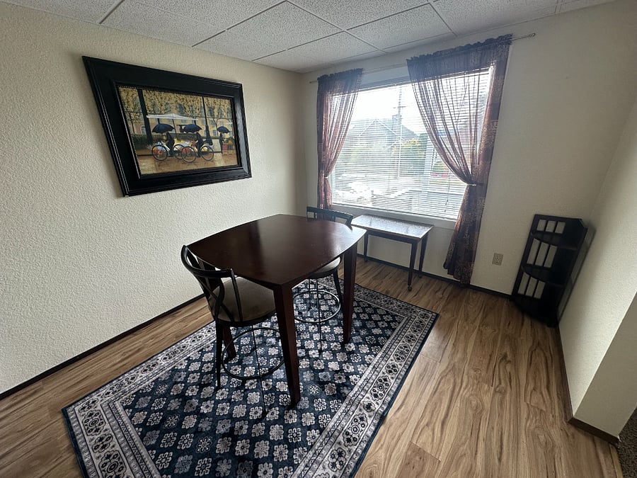 Furnished Finder property 470200_11 photo 11