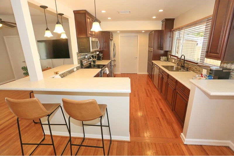 Furnished Finder property 470254_1 photo 3