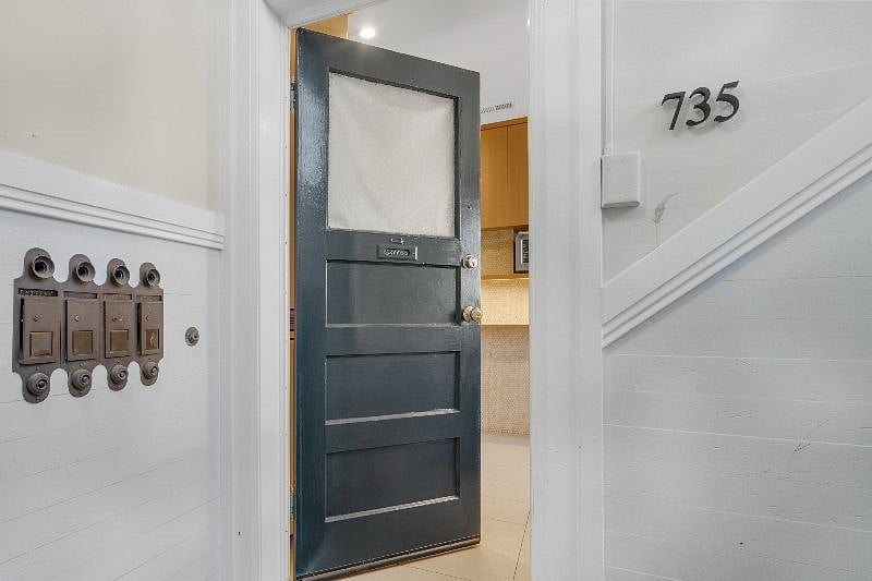 Front door to 735 Waller