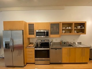 Furnished Finder property 470278_1 photo 3