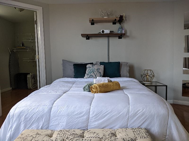 Furnished Finder property 470292_1 photo 3