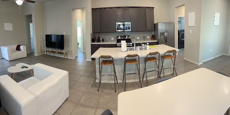 Furnished Finder property 470332_1 photo 3