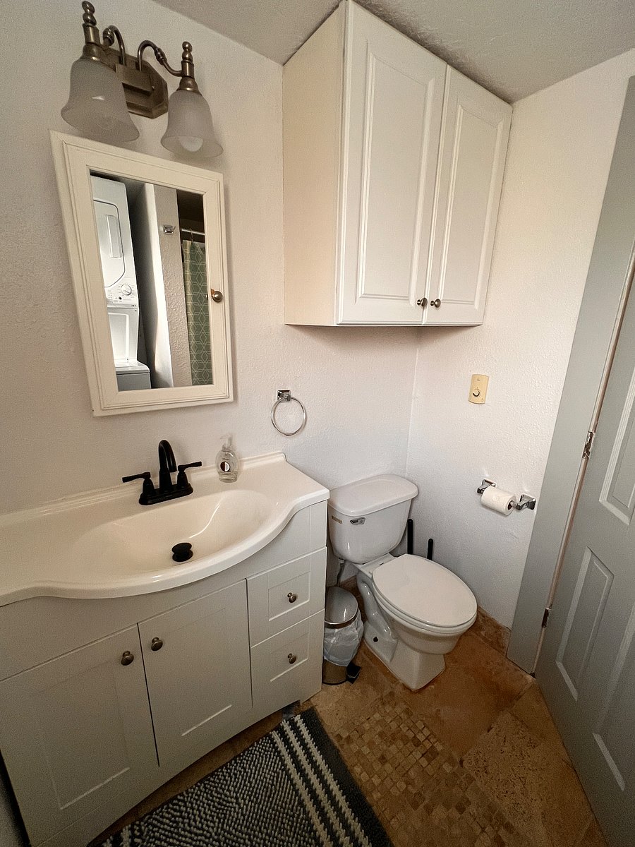 Furnished Finder property 470362_2 photo 9