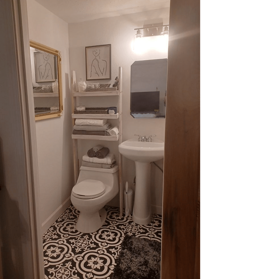 le toilet!