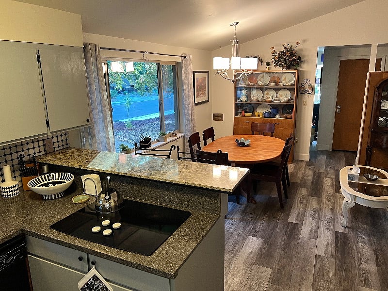 Furnished Finder property 470424_1 photo 18
