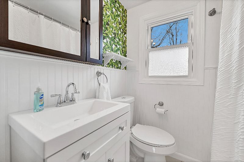 Bathroom located on the second floor