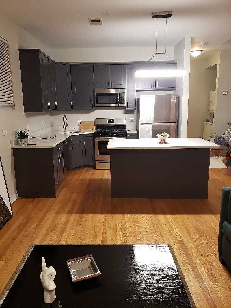 Full Kitchen, with dishwasher and microwave
