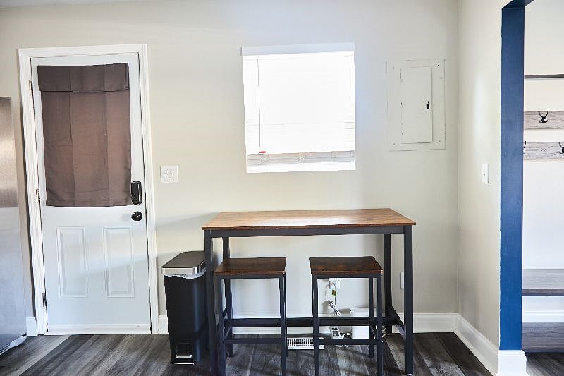Furnished Finder property 470536_1 photo 7