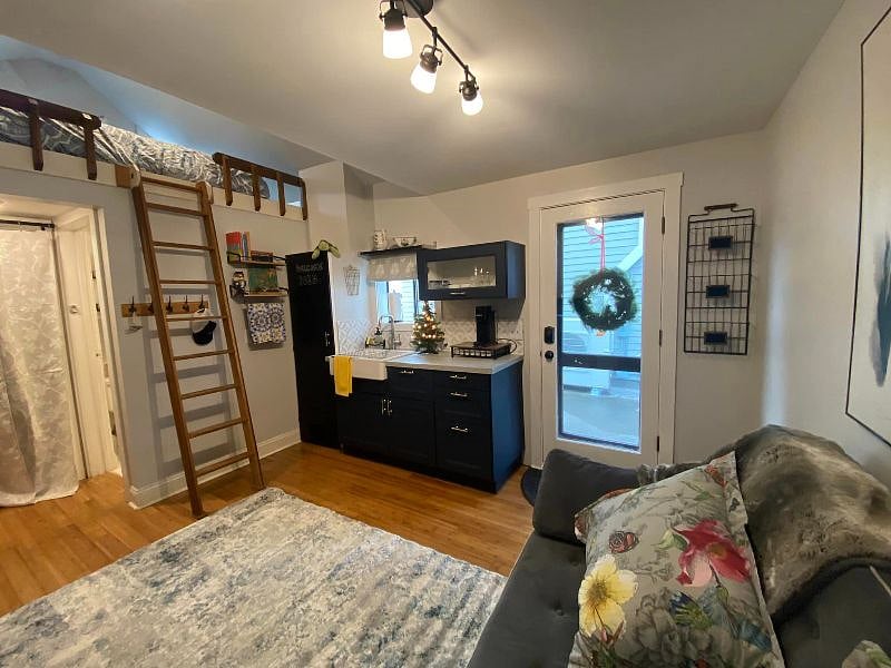Furnished Finder property 470537_1 photo 3