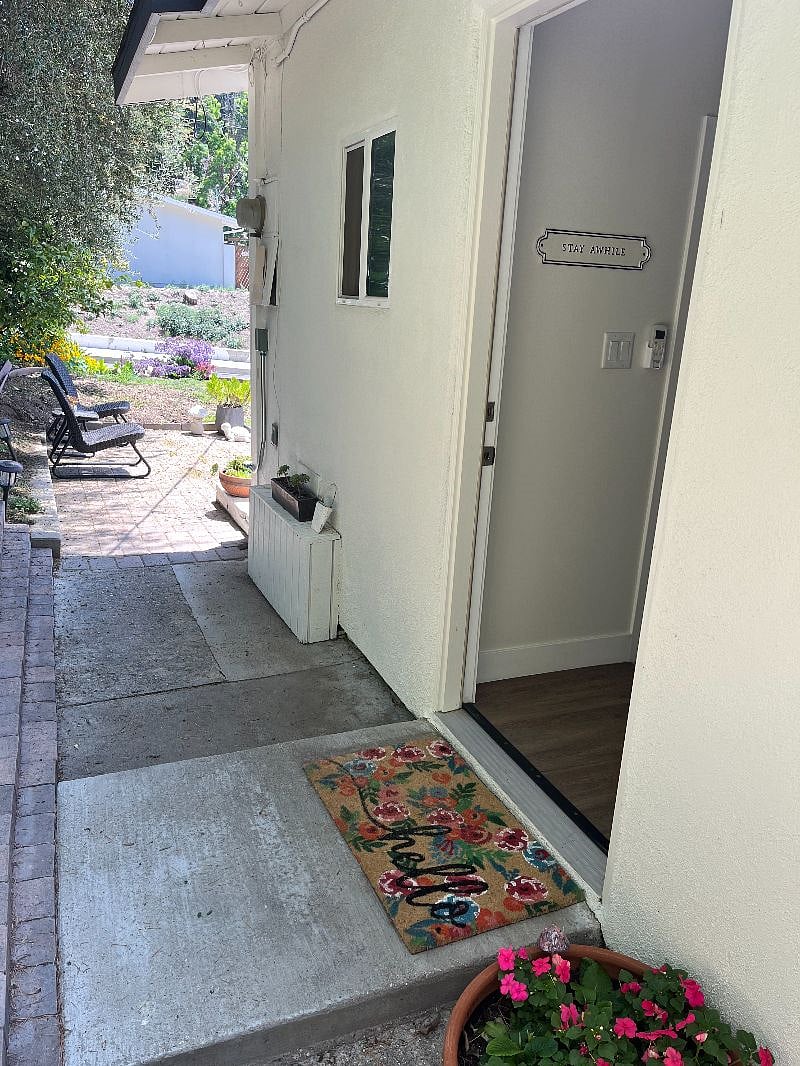 Furnished Finder property 470566_1 photo 24