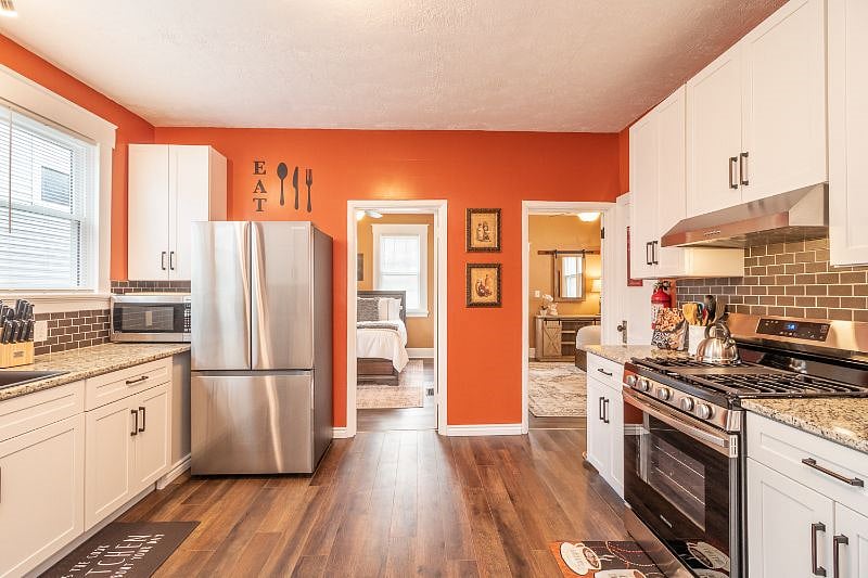 Furnished Finder property 470642_1 photo 3