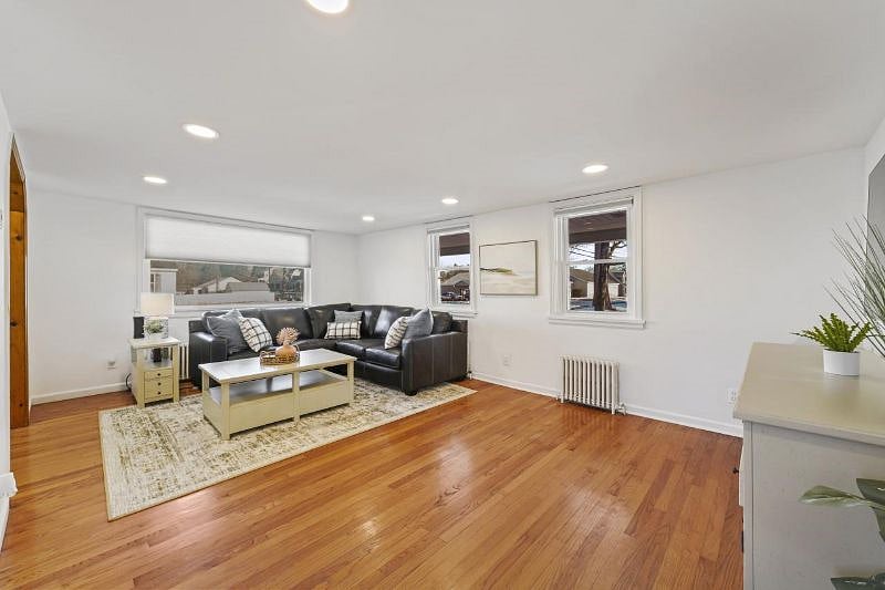 Furnished Finder property 470649_1 photo 2