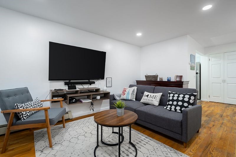 Furnished Finder property 470670_1 photo 3