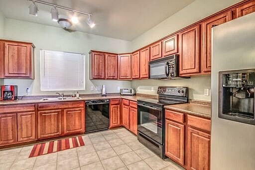 Furnished Finder property 470677_1 photo 3