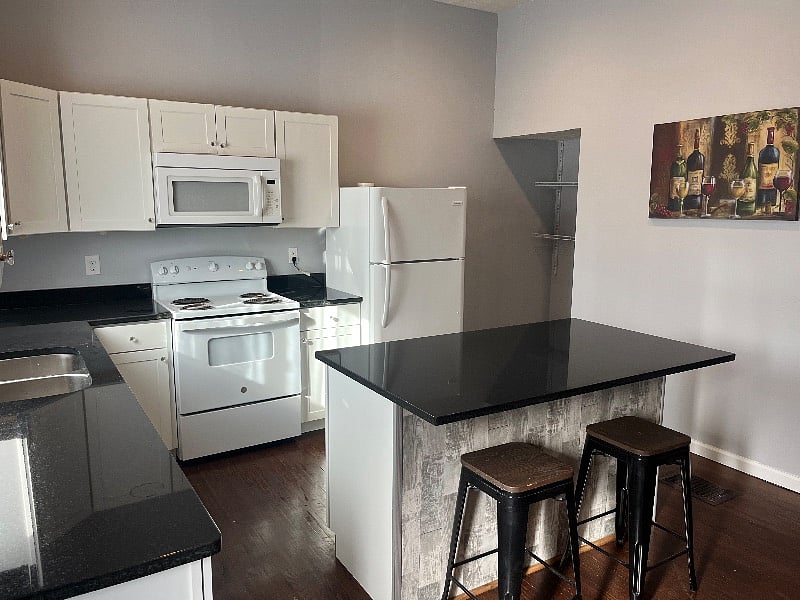 Furnished Finder property 470733_1 photo 3