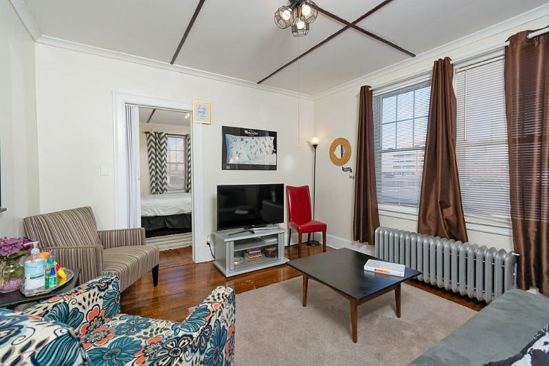 A2 Livingroom with TV included