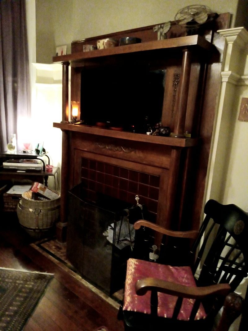 Living Room Toshiba 31.5-inch Smart HD TV - Fire TV,TV + Working Fireplace