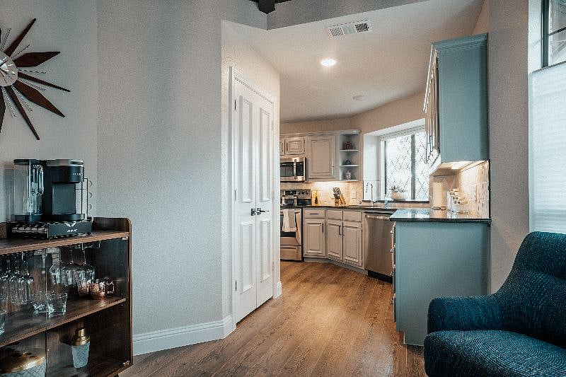 Furnished Finder property 471019_1 photo 8