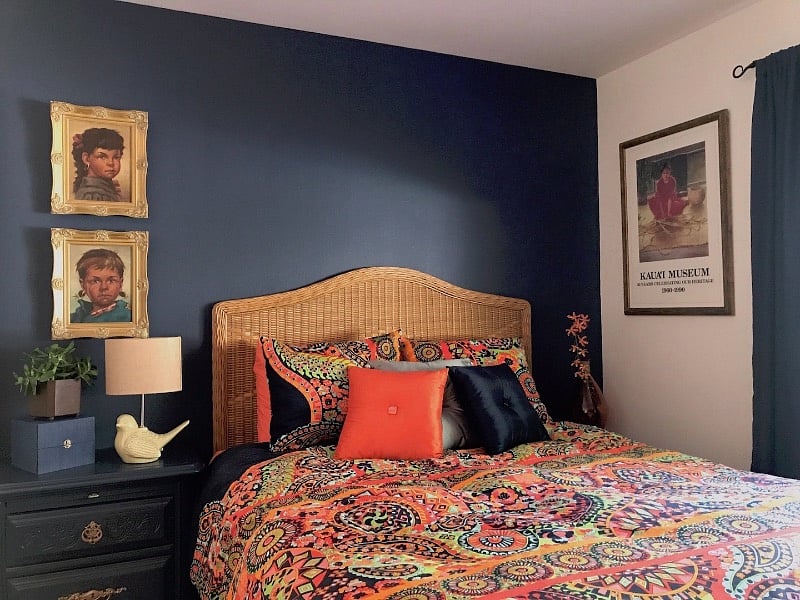 3rd queen bedroom with shared bath