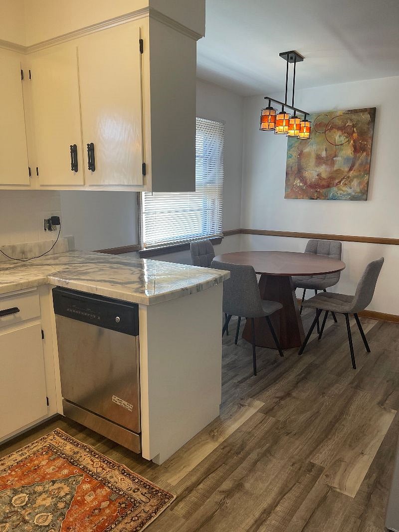 Furnished Finder property 471092_1 photo 12