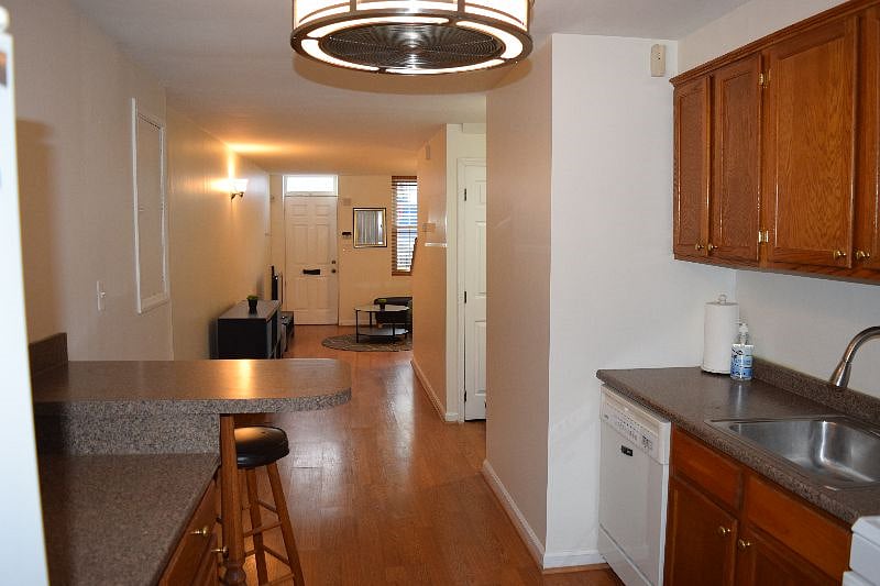 Furnished Finder property 471104_1 photo 5