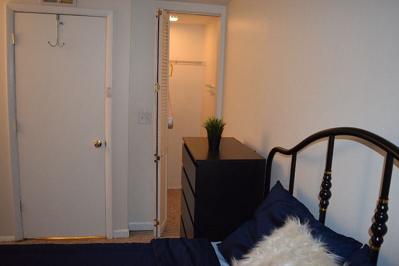 Furnished Finder property 471104_1 photo 10
