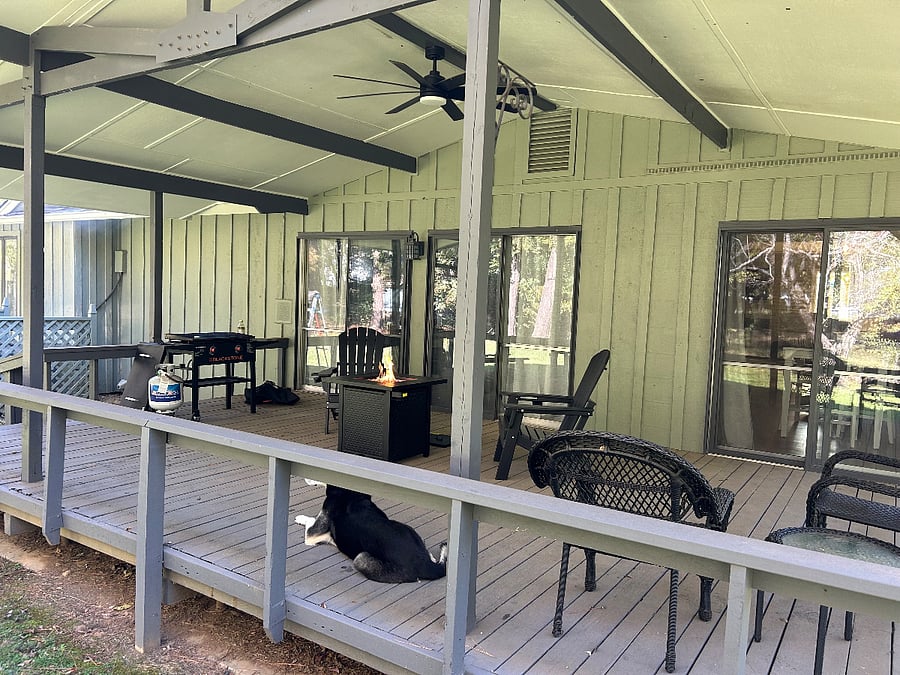 Huge Covered back porch with ceiling fan.
Andirondack chairs
Gas Blackstone Griddle
Gas Firepit