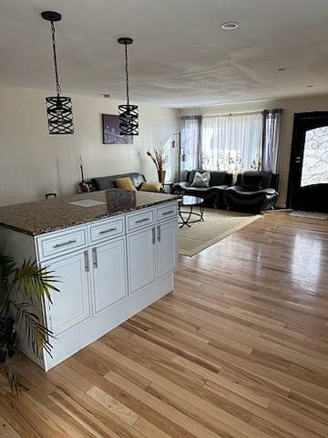 Furnished Finder property 471135_1 photo 4