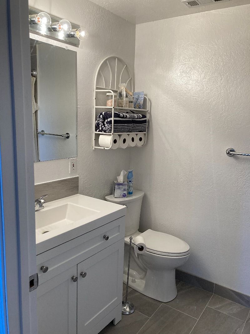 Newly updated private bath