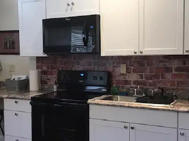 Furnished Finder property 471154_2 photo 8