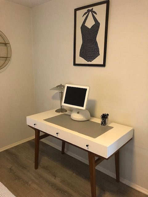 Extra room as office