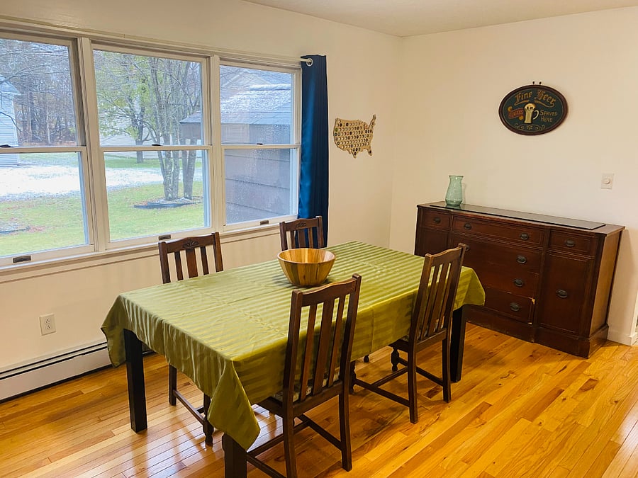 Large dining room, for entertaining or playing games with friends!