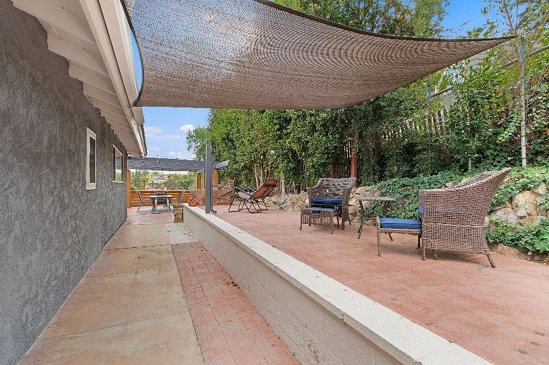 Furnished Finder property 471391_1 photo 30