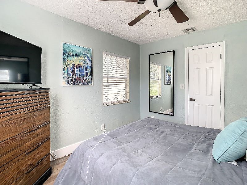 Bedroom #1