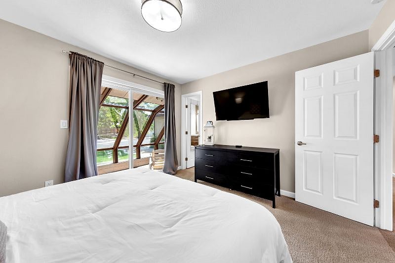Furnished Finder property 471404_1 photo 16